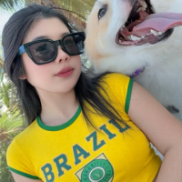 Natália Zom avatar